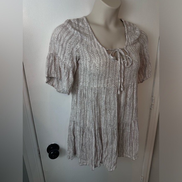 Gray White Tiered Ribbed Knit Babydoll Tunic Top with flutter sleeves #1509 - Picture 8 of 10